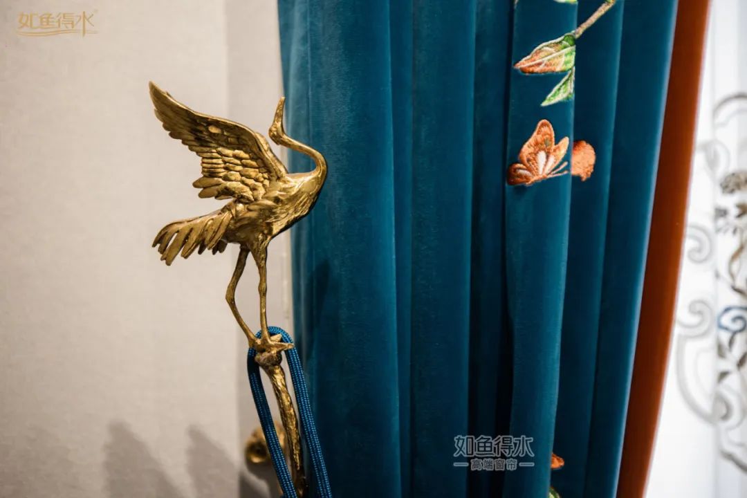 《繁花》高端窗簾定制，get寶總同款居家氛圍！